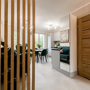 Cali/poznań, Urocze Winogrady Apartament